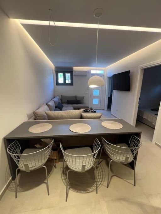 Villa Leo Aigina Vathí المظهر الخارجي الصورة